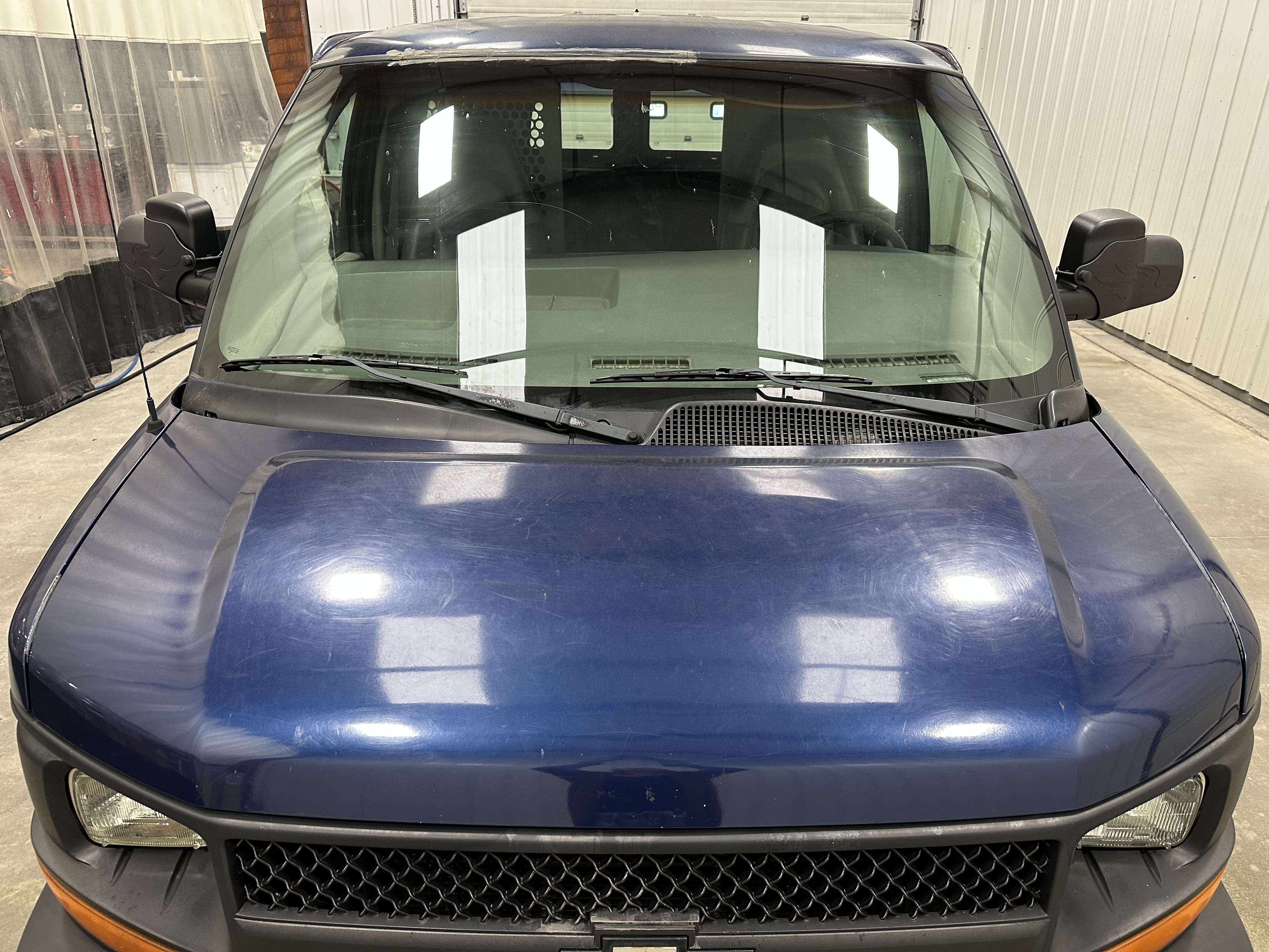 2003 Chevrolet Express Cargo Base photo 22