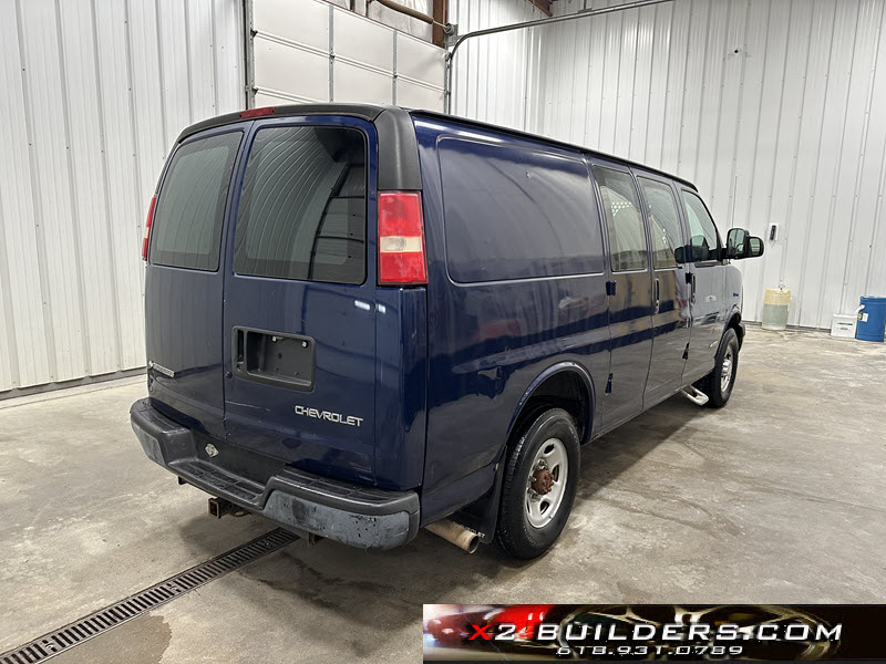 2003 Chevrolet Express Cargo Base photo 4