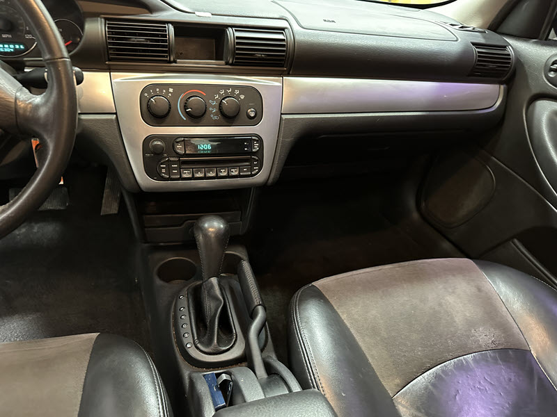 2006 Chrysler Sebring Base photo 9