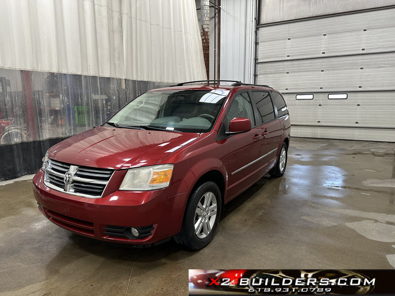 Dodge Grand Caravan's photo