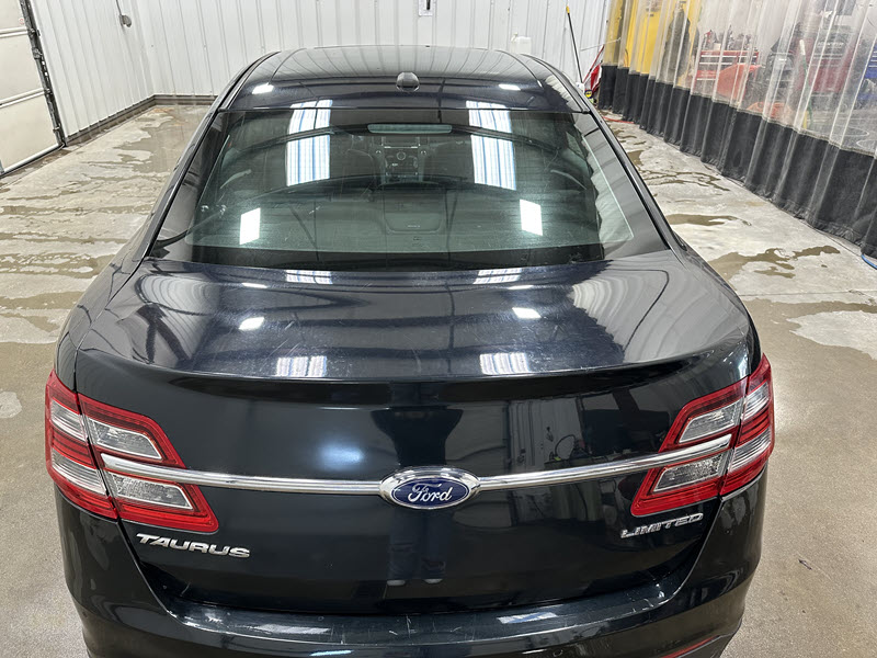 2014 Ford Taurus Limited photo 15