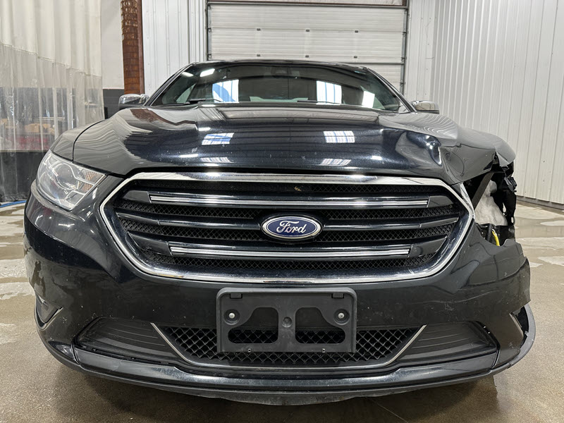 2014 Ford Taurus Limited photo 21