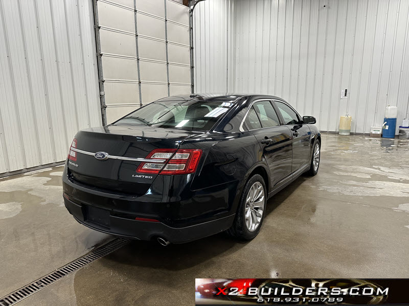 2014 Ford Taurus Limited photo 4