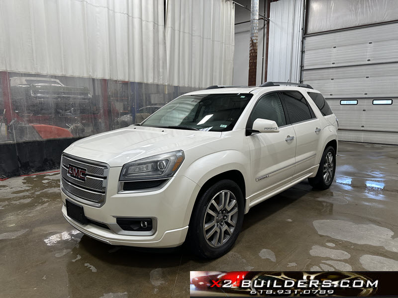 GMC Acadia's photo