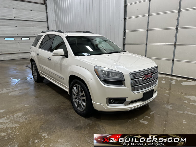 2014 GMC Acadia Denali photo 3