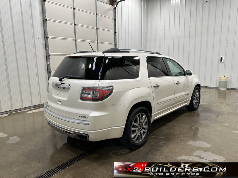 2014 GMC Acadia Denali photo 4