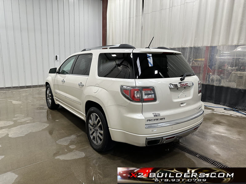 2014 GMC Acadia Denali photo 6