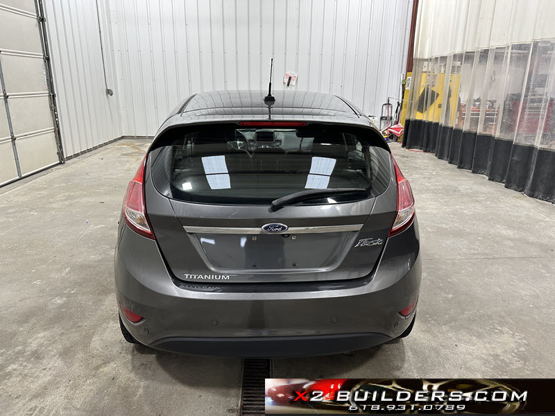 2016 Ford Fiesta Titanium photo 5