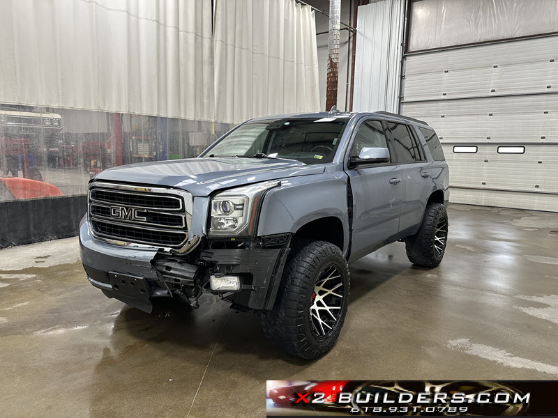 GMC Yukon's photo