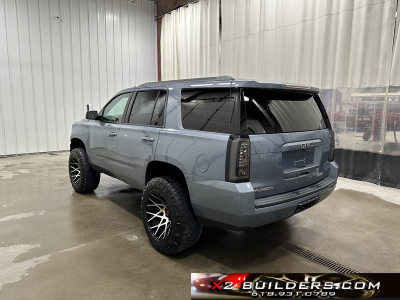 2016 GMC Yukon SLT photo 6