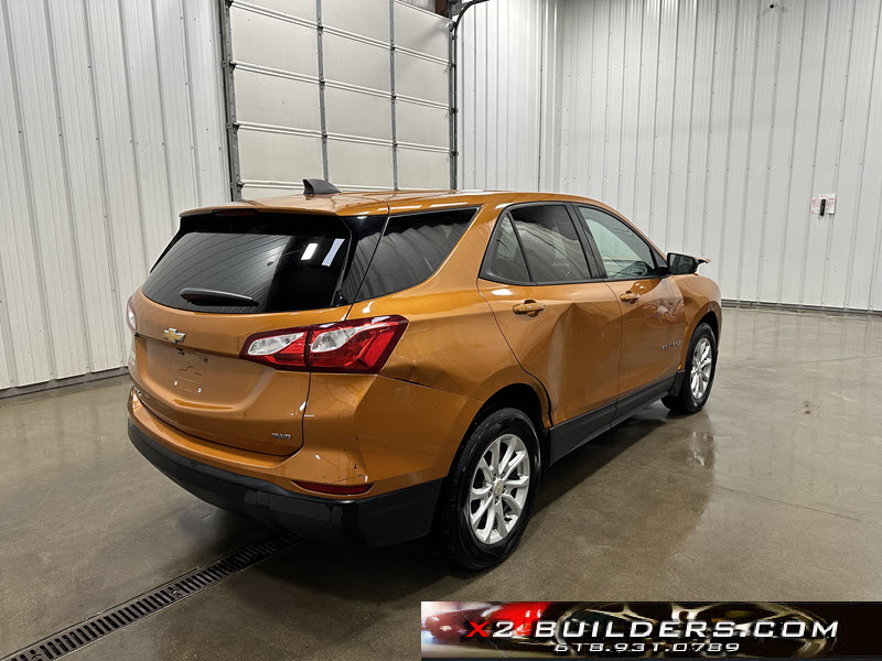 2019 Chevrolet Equinox LS photo 4