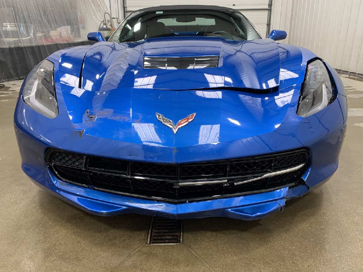 Salvage 2015 Chevrolet Corvette Stingray Z51 3LT | X2 BUILDERS