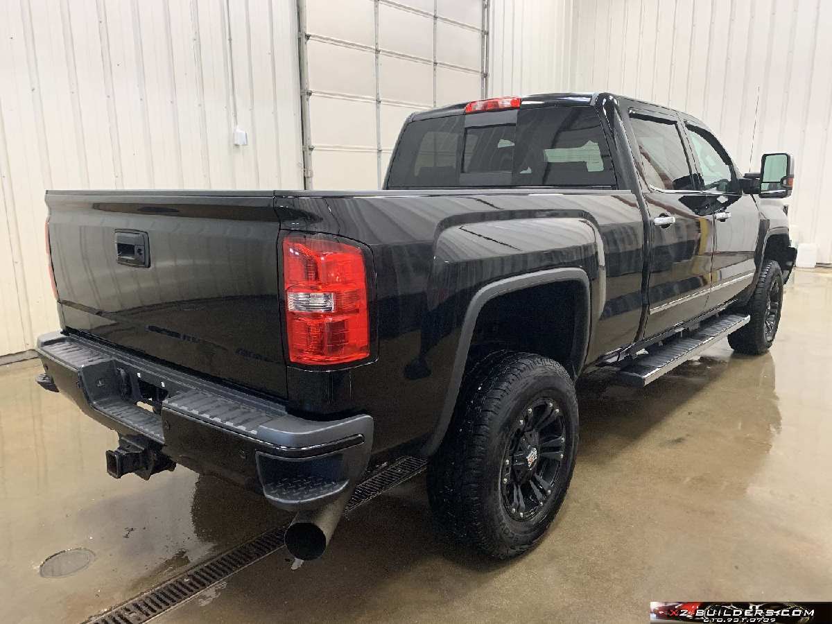 Salvage 2016 Gmc Sierra Denali 2500 Hd Blackout Editon 