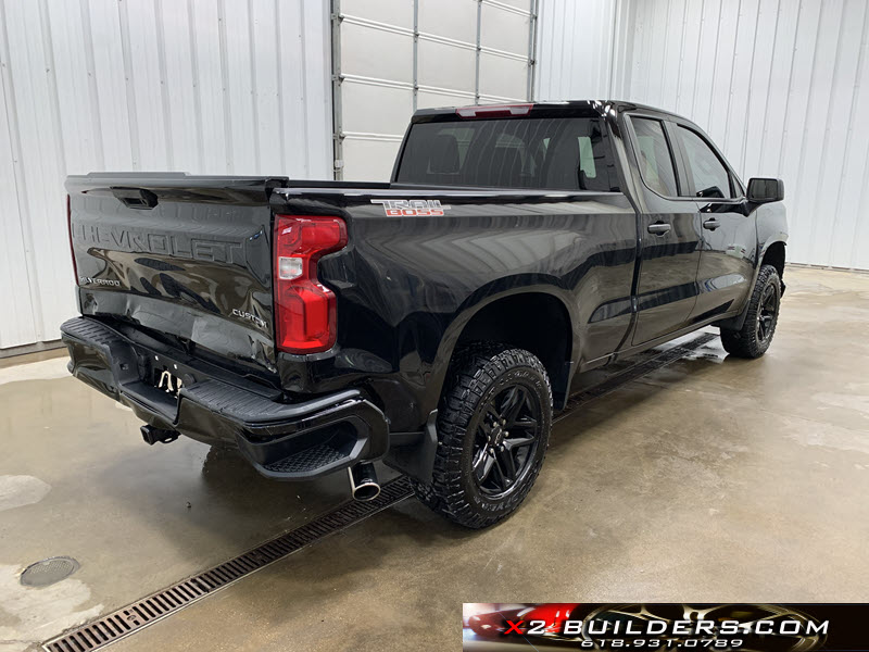 Salvage 2020 Chevrolet Silverado K1500 Trailboss Custom | X2 BUILDERS