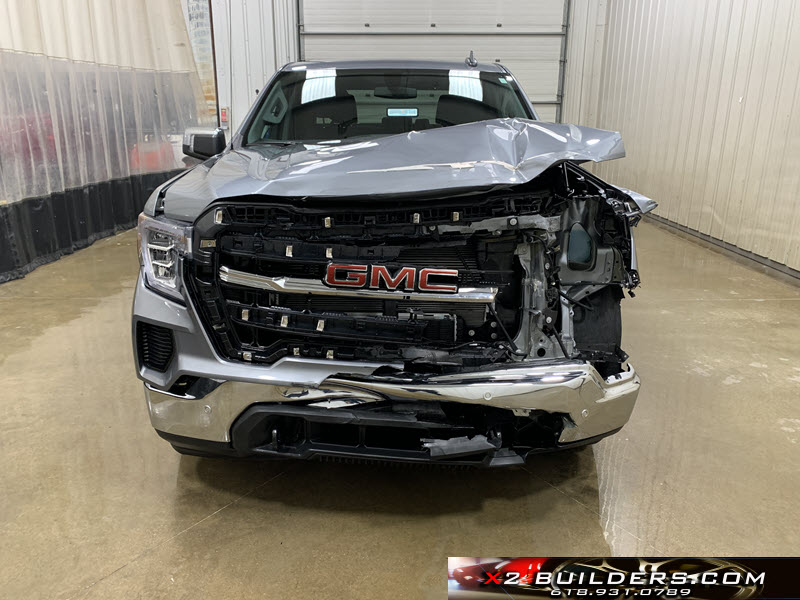 Salvage 2021 GMC Sierra K1500 SLE Duramax 4x4 | X2 BUILDERS