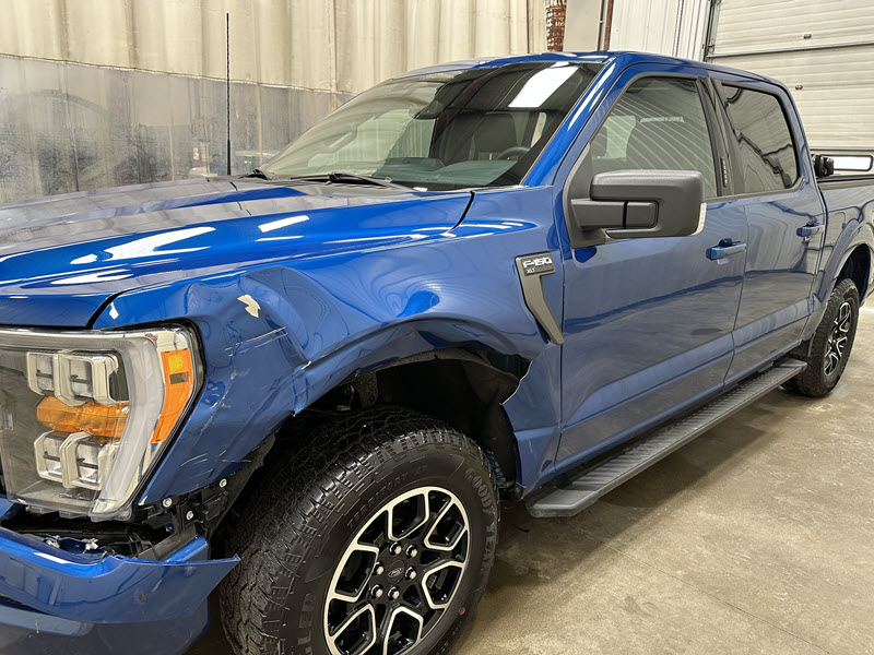 Salvage 2022 Ford F-150 XLT CLEAN TITLE 4x4 | X2 BUILDERS